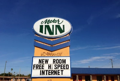 Discover Comfort and Convenience at Motor Inn Clewiston, FL
